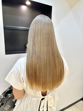 タヤ 大阪上本町店(TAYA) 20代/ハイトーンベージュ/ブリーチ