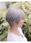 マッシュショート#ホワイトグレー#シルバー#ダブルカラー#豊橋