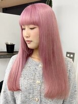 ウィコ 新宿(WICO) ホワイトピンク[新宿駅/ワンレン/ダブルカラー/小顔] 