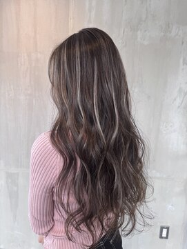 トテ(tote.) コントラストハイライト明るめベージュ夏髪