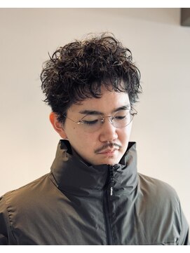 ビジョン 赤坂(vision) 刈り上げないハードパーマショート