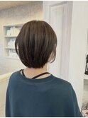 福山美容室carry ショートボブ耳かけ大人くびれショート40代50代
