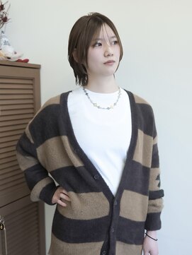 Idk ミディアムレイヤー／ナチュラルヘア