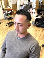 ヘアスタジオ ロメオ(hair studio Romeo)&nbsp;フェードアップバングスキンフェード大人髪