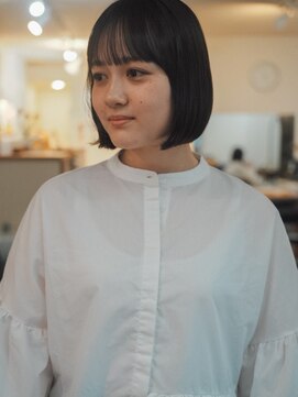 イルフレール(ill frere) ボブ　スタイリングいらず　前髪カット　ぱつっと　暗髪　中津