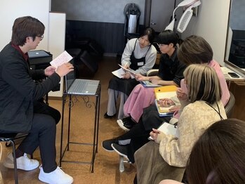 美容室ビバの写真/女性同士でアットホームな温かい場所だからお悩みも打ち明けやすい環境です♪お気軽にご相談ください！