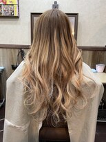 ディー エメ(D-aimer-)&nbsp;ブラウンベースのグラデーション仕上げのエクステ