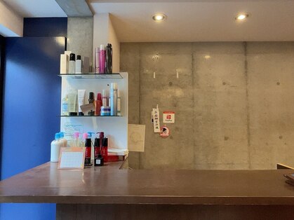 ラドゥーノ ヘアクリエイション 御所北店(RADUNO hair creation)の写真