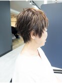 白髪ぼかしショートヘア