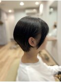 ショートボブ