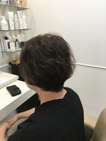 レヴィア(revia)&nbsp;ふんわり手ぐしで簡単大人ショートスタイル