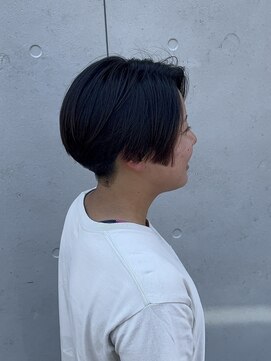 ヴィサージ(Visage) 刈り上げショート