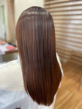 オアシス 古市店(oasis)の写真/上品なスタイルにこだわりたい大人女性に◎髪や頭皮のケアに特化したサロンで癒しのひと時を。