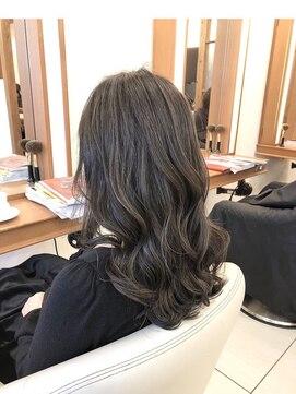 ソッカ(socca) 韓国風ミディアムレイヤー