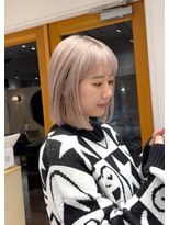 スタン 渋谷(Stam)&nbsp;ミルクティーベージュカラータッセルボブ切りっぱなしボブ渋谷