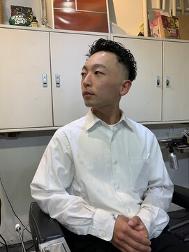 メリケンバーバーショップ フクオカ(MERICAN BARBERSHOP FUK) べリーショートダークアッシュニュアンスパーマ韓国マッシュ