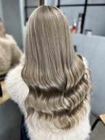 ワン(ONE)&nbsp;ミルクティーベージュ