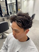 グルーマーズトウキョウ(GROOMER/S TOKYO)&nbsp;ラルフカール ラフカール メンズパーマ フェードカット ☆ 眉