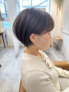 ハノン バイ リンクス 大宮(Hanon by LINKTH) 【Hanon 大宮】耳掛けショートボブ/シルキーベージュ/斜めバング