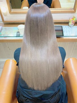 ネオリーブ クタ 町田店(Neolive kuta) 【Neolivekuta】ハイトーンベージュ【町田】