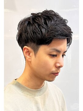 銀座マツナガ 神田店 ビジネス風アイロンパーマ ナチュラル メンズパーマ