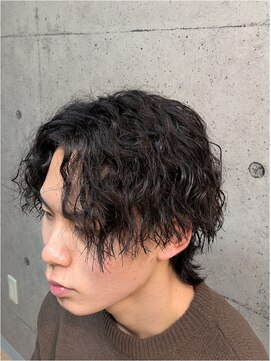 ヘアーリゾート ラ シック(hair resort La chiq) 男っぽさとラフさを両立するサーフカール