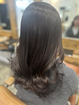 ニューラインギンザ(New-Line 銀座) 艶髪ロング　シルバーグレージュ