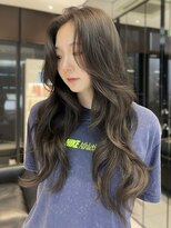 キーン 吉祥寺店(keen) たっぷりレイヤーカット×透明感グレージュ