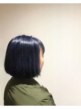 ヘアーメイクス ハイトーンボブ