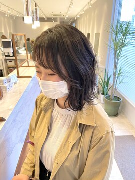 ソレカ(SORECA) 【SORECA/ソレカ】外ハネミディアム×ダークアッシュベージュ