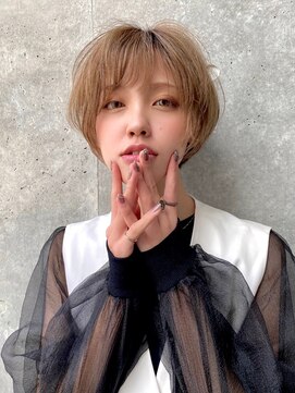 ユアーズヘア 新宿WEST(youres hair) 小顔ショート　マッシュショート　丸みショート