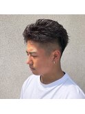 アップバング、ツーブロック、スパイキーショート