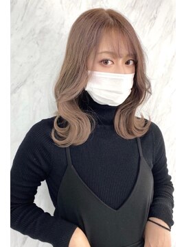 リア 大阪梅田(Ria) ～くびれヘア ミルクティーベージュ～ 【Ria 大阪 梅田】