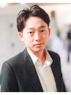 カフ(CAF) CAF河内 メンズカット メンズパーマ スーツに合う 大阪 心斎橋