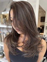 シー 萩原店(sea)&nbsp;ハイライトカラーミルクティーベージュレイヤーカット