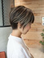 ベイショア(Bay Shore NY) ショートバレイヤージュグレージュベリーショート