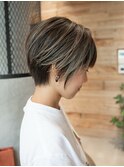 ショートバレイヤージュグレージュベリーショート