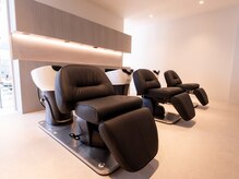 ◇癒しのシャンプー◇フルフラットのシャンプー台で日頃の疲れをすっきりとリフレッシュ♪ 