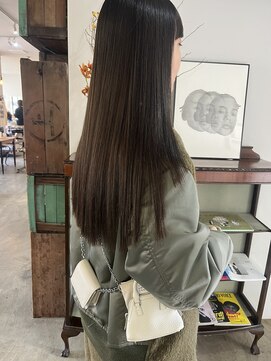 ヘアーアイストゥーレ(HAIR ICI TRE) オリーブ グレージュ ベージュ 大人 オシャレ 担当阿知波