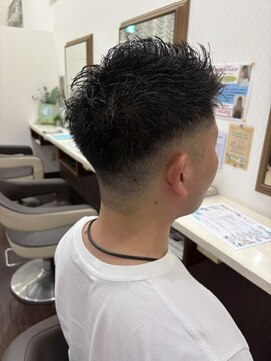 ヘアーアンドメイク ルナ(Hair&Make Runa) アップバングフェード