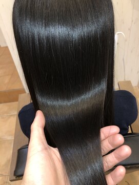 アコンプリッシュ 代官山 恵比寿(accomplish) ミルキーアクアミネコラ