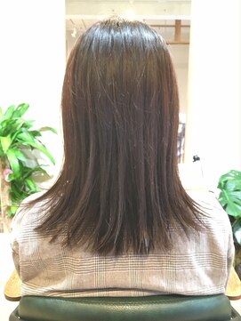 ツリー ヘア アイズ デザイン(tree hair I's design) 切りっぱなしロング