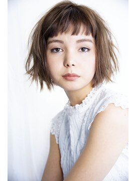 ビューティーアンドケアカロン(Beauty and Care CALON) 【軽やかな優美さを】ラフに動くニュアンスボブ