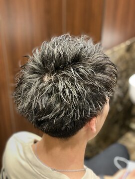 ヒロギンザ 御茶ノ水店(HIRO GINZA) ツイストパーマ×束感マッシュスタイル