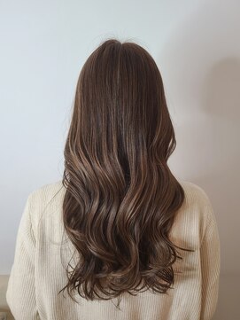 ジーナ セントラル銀座(Zina) 上品ミルクティーカラー