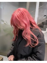ハイレイヤーウルフカットネオンピンクカラー