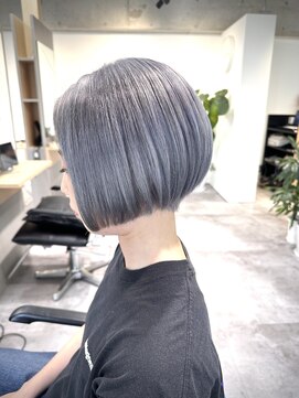 ハイセンス(hi-Sense) ハイトーンショートボブ　天六ボブ　梅田ボブ　中崎町ボブ