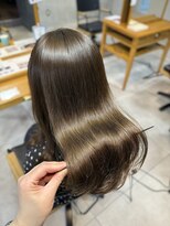 アイノアシェール 西宮(AInoa Cher) 【極上の髪質改善】エステ/艶髪/オリーブカラー