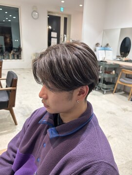 ジジ インターパーク 宇都宮(Gigi) メンズカット/センターパート/ハイライト/メンズハイライト