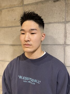 フランクスバーバーザスタンド(Frank’s barber the stand) アップバングフェードE